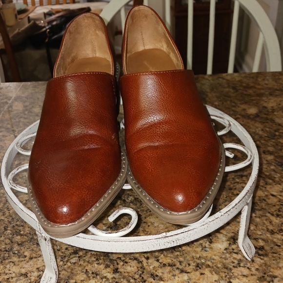 Universal Threads Brown Rylee Pointed toe  Booties slide on Shoes.  Size 6 - Picture 7 of 10